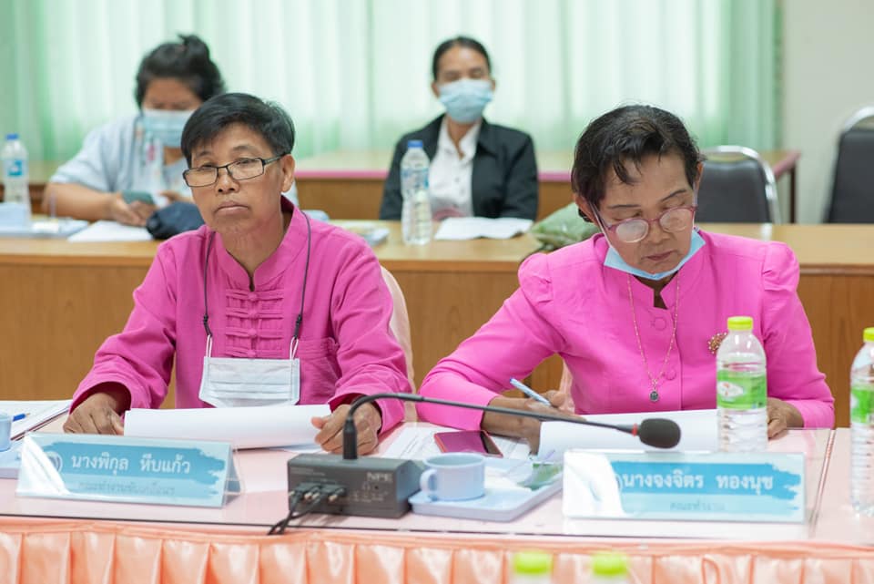 พช. มหาสารคาม ดำเนินการประชุมคณะทำงานขับเคลื่อนกองทุนพัฒนาบทบาทสตรีจังหวัดมหาสารคาม ครั้งที่ 3/2564