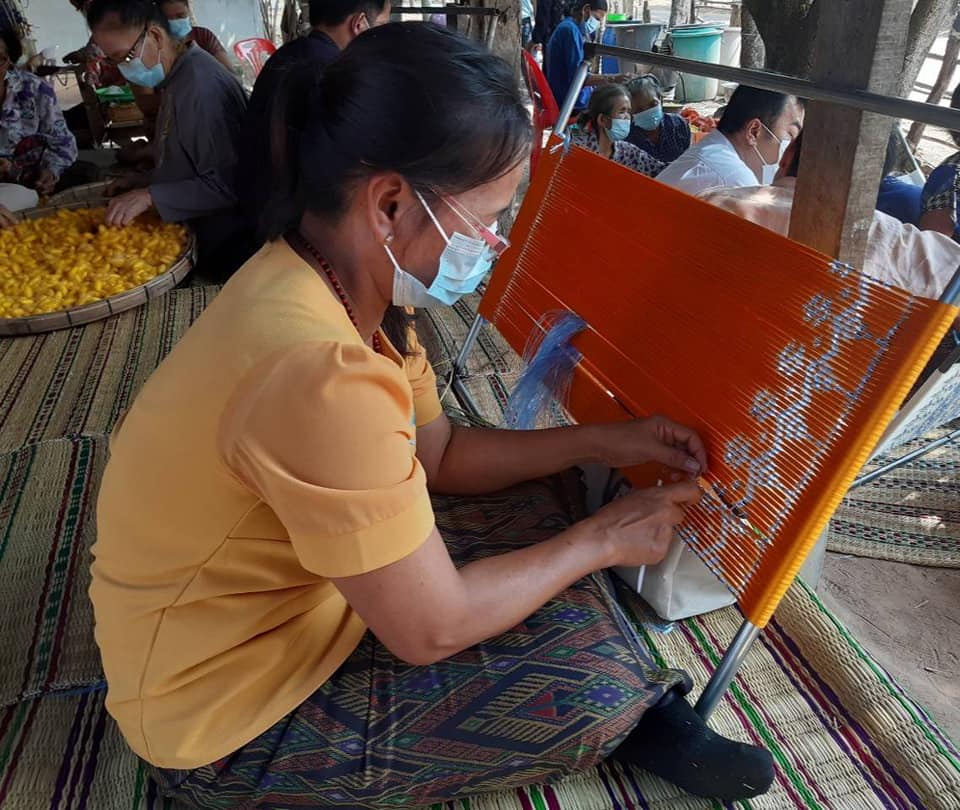 พจ.มหาสารคาม ร่วมประชุมและให้การต้อนรับ นายอัครชญ แก้วอาภรณ์ (คุณโจ) รองประธานโครงการส่งเสริมและพัฒนาภาพลักษณ์ผ้าไทยสู่สากล ลงพื้นที่เพื่อเตรียมงานรับเสด็จ สมเด็จพระเจ้าลูกเธอเจ้าฟ้าสิริวัณณวรี นารีรัตนราชกัญญา ณ มหาวิทยาลัยมหาสารคาม