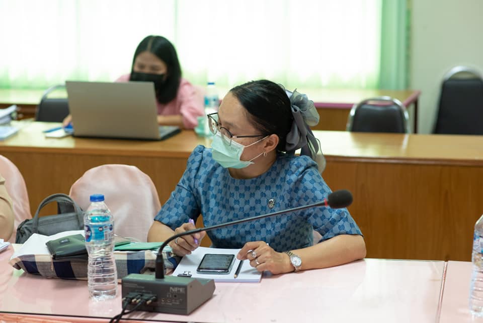 พช.มหาสารคาม ร่วมประชุมเพื่อซักซ้อมความเข้าใจการดำเนินงานโครงการพัฒนาพื้นที่ต้นแบบการพัฒนาคุณภาพชีวิตตามหลักทฤษฎีใหม่ ประยุกต์สู่ “โคก หนอง นา โมเดล” ผ่านระบบวีดิทัศน์ทางไกล (Video Conference)
