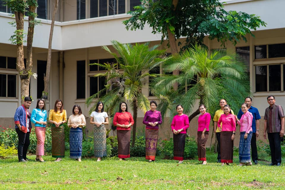 ส่วนราชการ จังหวัดมหาสารคาม สานพระปณิธาน เจ้าฟ้าสิริวัณณวรีฯ “ผ้าไทยใส่ให้สนุก”