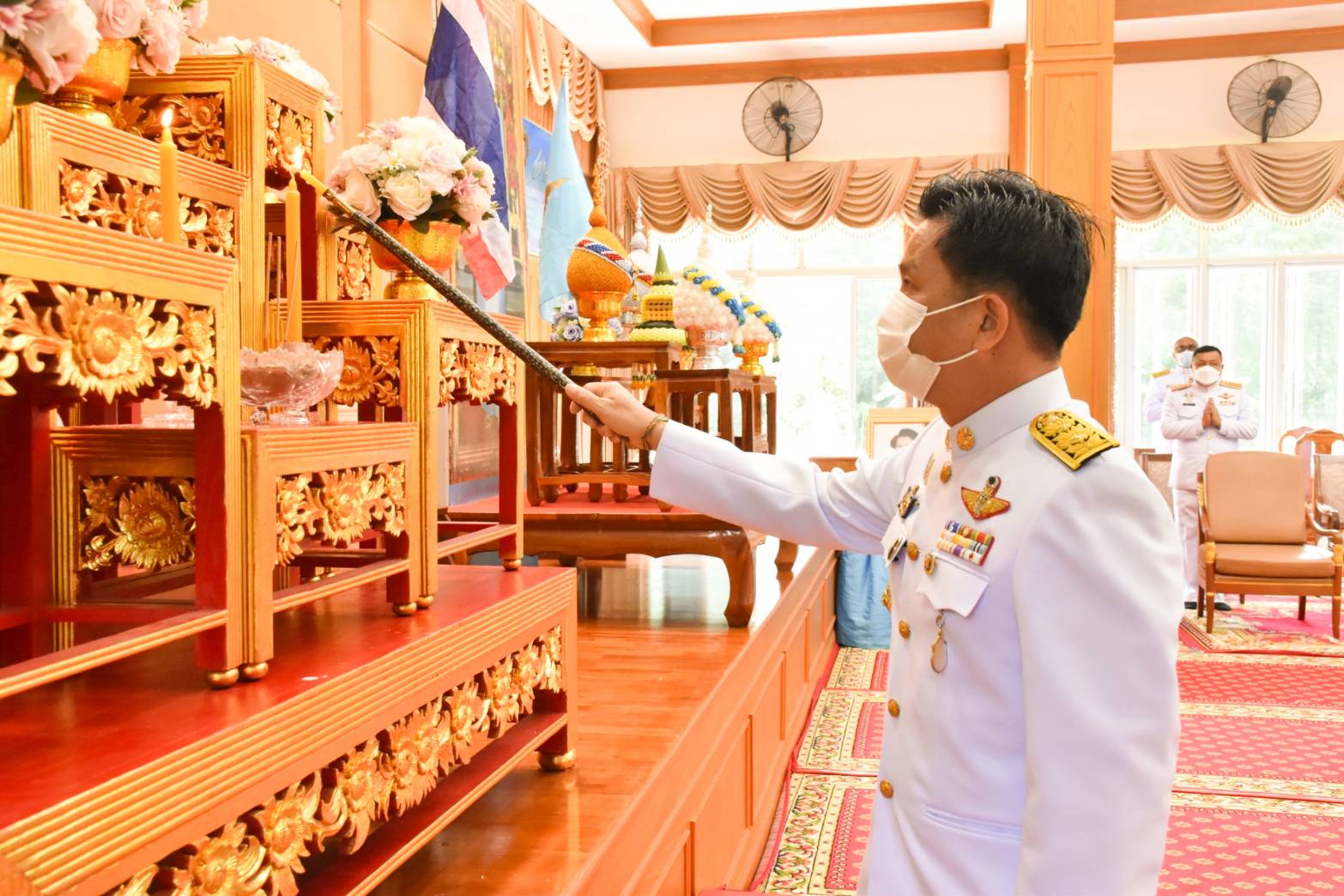 พช.มหาสารคาม ประกอบพิธีมอบเงินพระราชทานขวัญถุงหมู่บ้าน/ชุมชนต้นกล้ากองทุนแม่ของแผ่นดิน ปี ๒๕๖๓