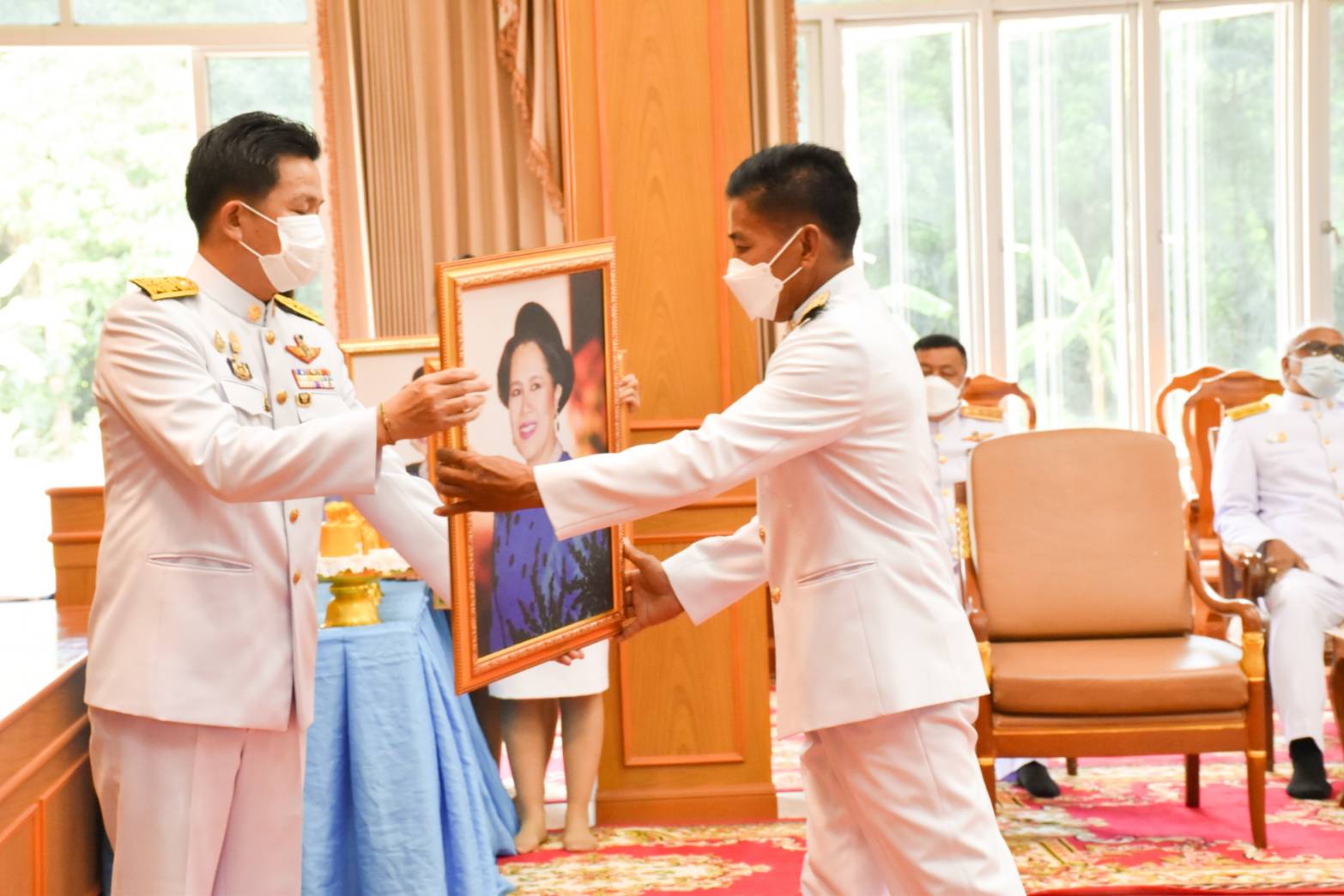 พช.มหาสารคาม ประกอบพิธีมอบเงินพระราชทานขวัญถุงหมู่บ้าน/ชุมชนต้นกล้ากองทุนแม่ของแผ่นดิน ปี ๒๕๖๓