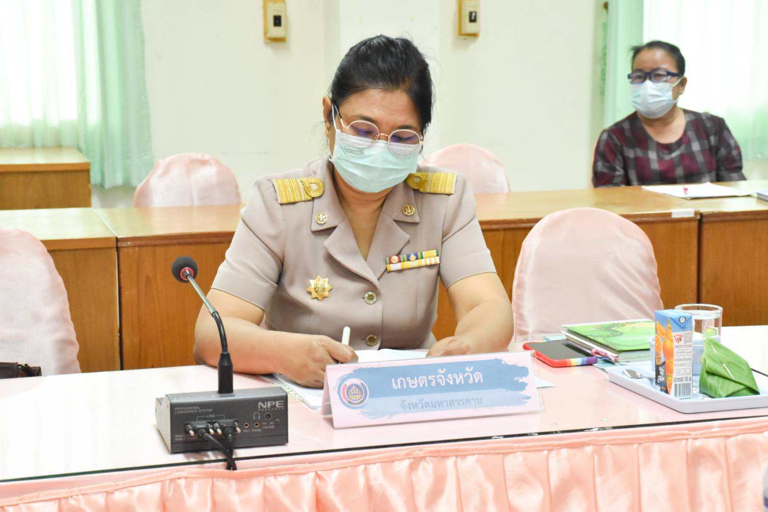 พช.มหาสารคาม จัดประชุมคณะอนุกรรมการบริหารกองทุนพัฒนาบทบาทสตรี ระดับจังหวัด ครั้งที่ 6/2564