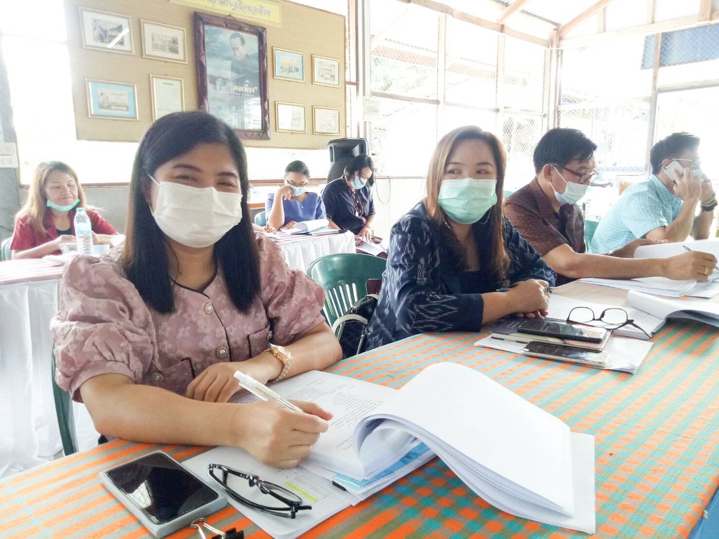 พช.มหาสารคาม ร่วมกับคณะทำงานด้านการพัฒนาเศรษฐกิจฐานรากและประชารัฐจังหวัดมหาสารคาม (E3) จัดประชุมเพื่อขับเคลื่อนงานอย่างต่อเนื่อง