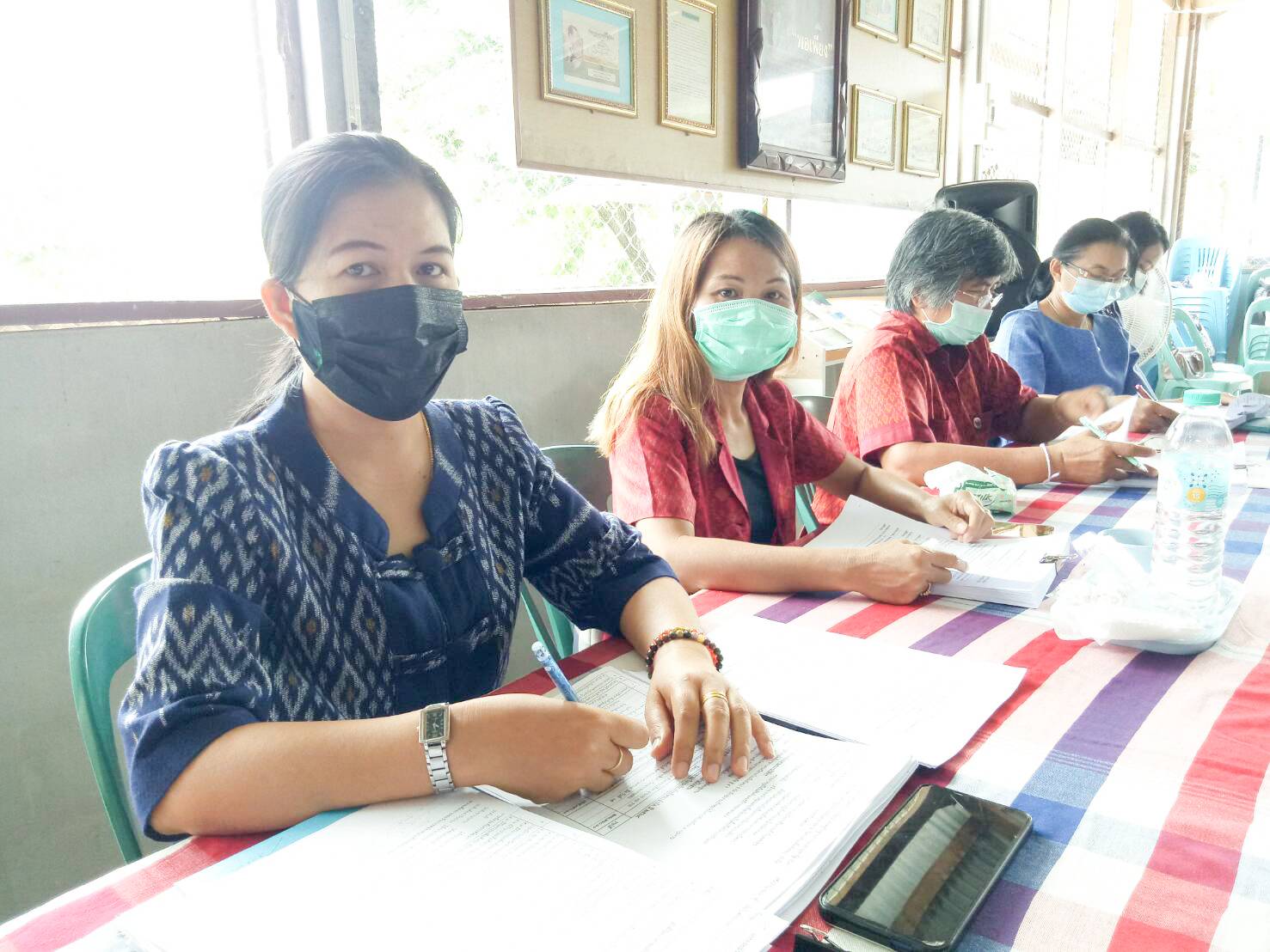 พช.มหาสารคาม ร่วมกับคณะทำงานด้านการพัฒนาเศรษฐกิจฐานรากและประชารัฐจังหวัดมหาสารคาม (E3) จัดประชุมเพื่อขับเคลื่อนงานอย่างต่อเนื่อง