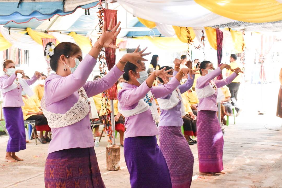 จังหวัดมหาสารคาม ลงพื้นที่ประกวดหมู่บ้านเศรษฐกิจพอเพียง “อยู่เย็น เป็นสุข” ดีเด่น ระดับจังหวัด ประจำปี 2564