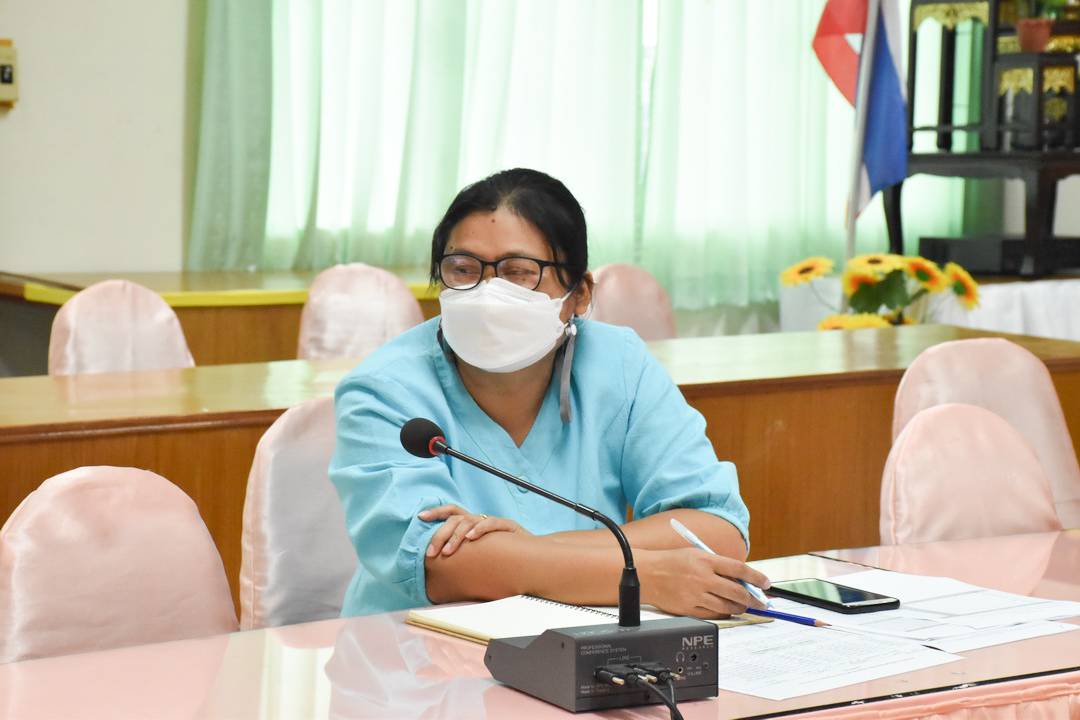 พช.มหาสารคาม ร่วมประชุมหารือ และรับฟังแนวทางการดำเนินงานโครงการพัฒนาพื้นที่ต้นแบบ “โคก หนองนา พช.” ผ่านระบบออนไลน์ Zoom