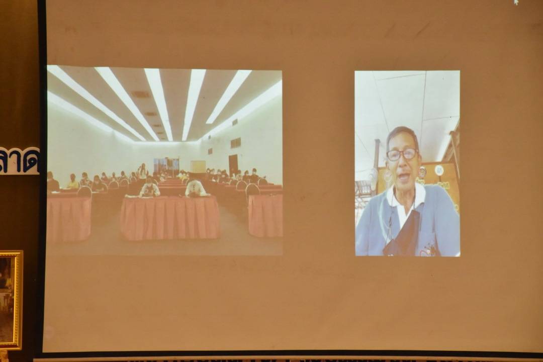 จังหวัดมหาสารคาม จัดกิจกรรมประชุมเชิงปฏิบัติการคณะกรรมการบริหารตลาดและเจ้าหน้าที่พัฒนาชุมชนที่เกี่ยวข้อง ภายใต้โครงการตลาดนัดคนไทยยิ้มได้