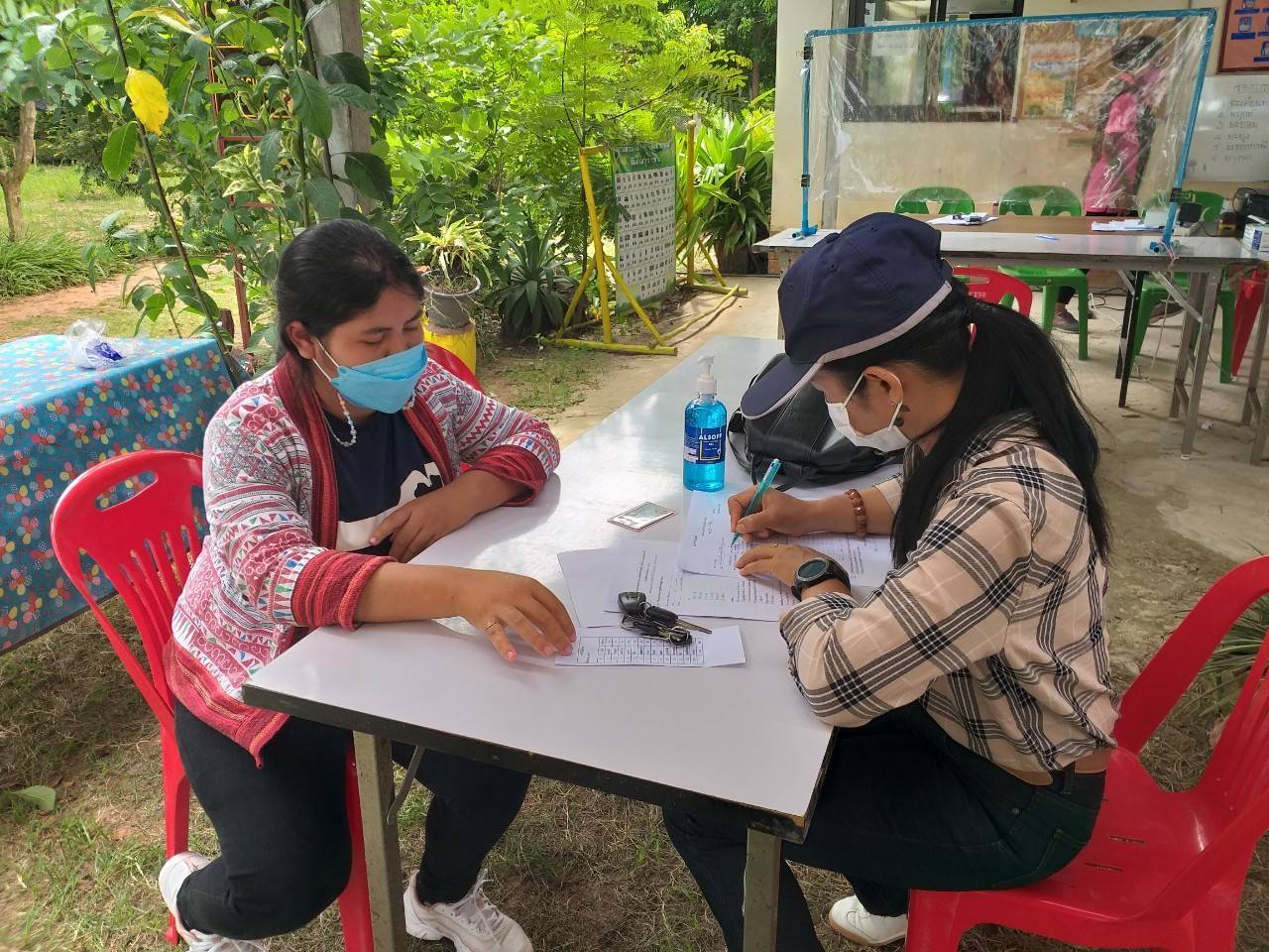 พช.มหาสารคาม ต่อยอด “โคก หนอง นา พช.”  ประสานขอรับพันธุ์ไม้ 19,520 ต้น สู่แปลงครัวเรือนเป้าหมาย