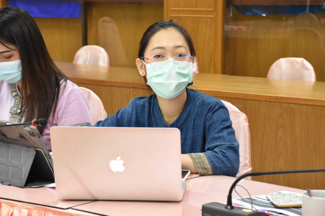 พช.มหาสารคาม ร่วมรับฟังแนวทางการสนับสนุนผลิตภัณฑ์ OTOP สู่ช่องทางการตลาดในรูปแบบออนไลน์ ผ่านระบบวีดิทัศน์ทางไกล (Video Conference)