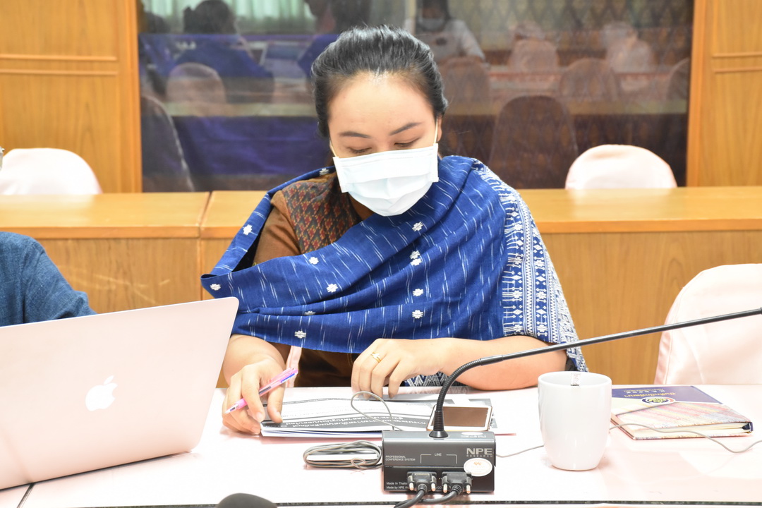 พช.มหาสารคาม ร่วมรับฟังแนวทางการสนับสนุนผลิตภัณฑ์ OTOP สู่ช่องทางการตลาดในรูปแบบออนไลน์ ผ่านระบบวีดิทัศน์ทางไกล (Video Conference)