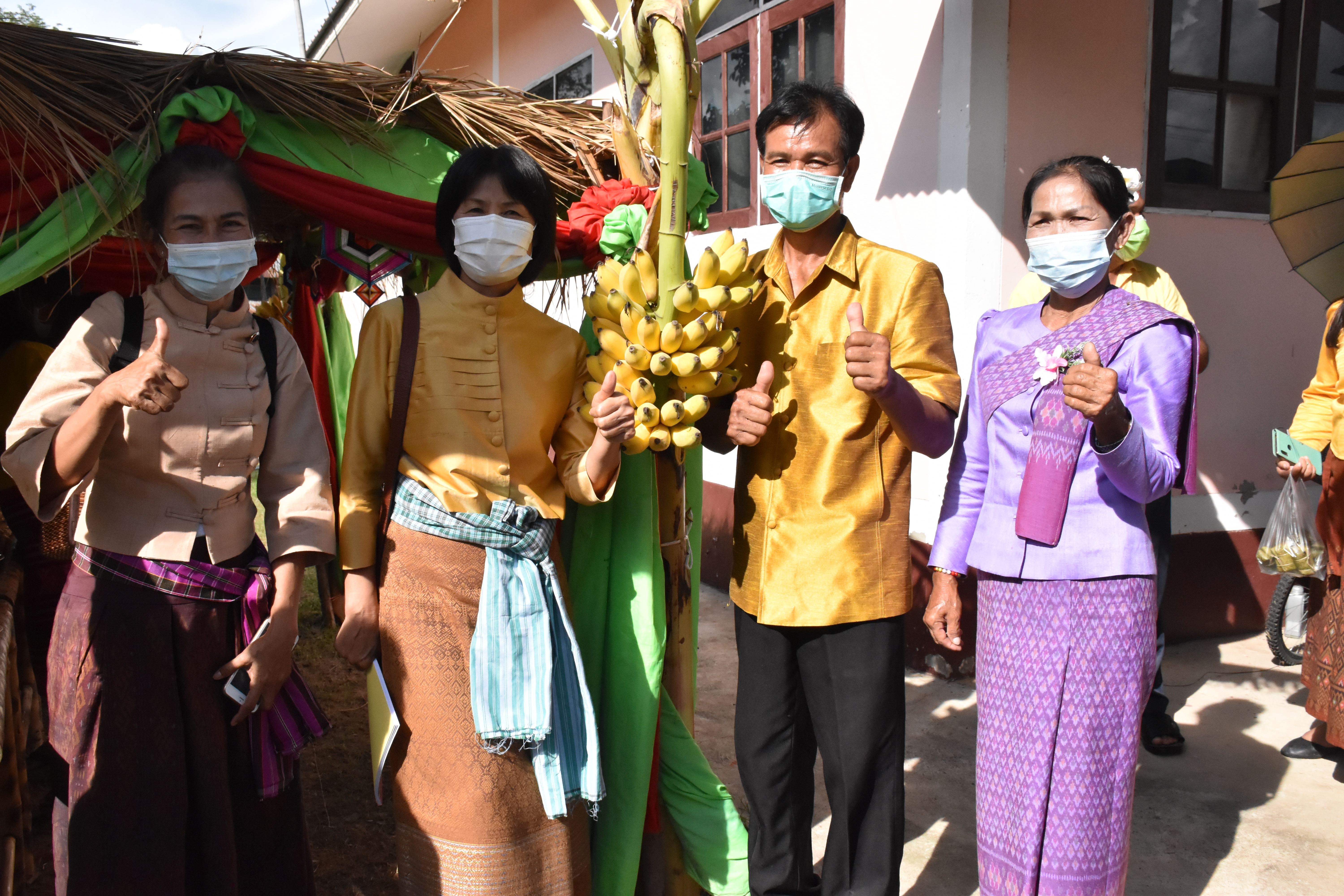 จังหวัดมหาสารคาม ลงพื้นที่ประกวดหมู่บ้านเศรษฐกิจพอเพียง “อยู่เย็น เป็นสุข” ดีเด่น ระดับจังหวัด ประจำปี 2564