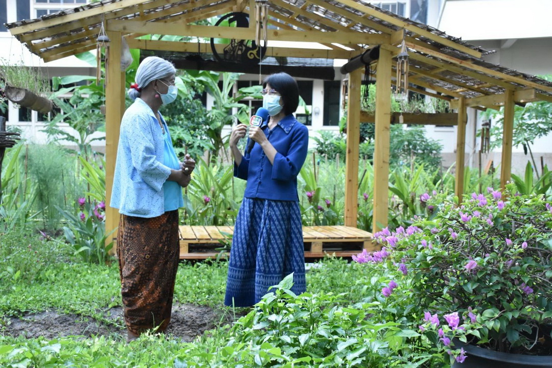 พช.มหาสารคาม ร่วมถ่ายทำรายการ “ประเด็นเด่น สุดสัปดาห์” และ รายการ “เศรษฐีบ้านทุ่ง” ออกอากาศทางช่อง ททบ. 5 เพื่อประชาสัมพันธ์งาน “โคก หนอง นา พัฒนาชุมชน”