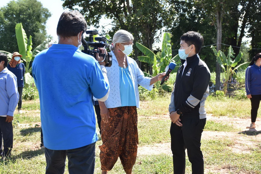 พช.มหาสารคาม ร่วมถ่ายทำรายการ “ประเด็นเด่น สุดสัปดาห์” และ รายการ “เศรษฐีบ้านทุ่ง” ออกอากาศทางช่อง ททบ. 5 เพื่อประชาสัมพันธ์งาน “โคก หนอง นา พัฒนาชุมชน”