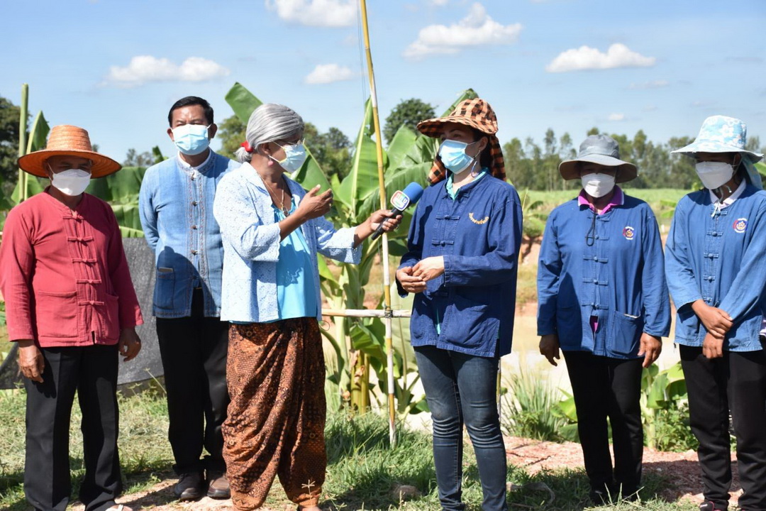 พช.มหาสารคาม ร่วมถ่ายทำรายการ “ประเด็นเด่น สุดสัปดาห์” และ รายการ “เศรษฐีบ้านทุ่ง” ออกอากาศทางช่อง ททบ. 5 เพื่อประชาสัมพันธ์งาน “โคก หนอง นา พัฒนาชุมชน”