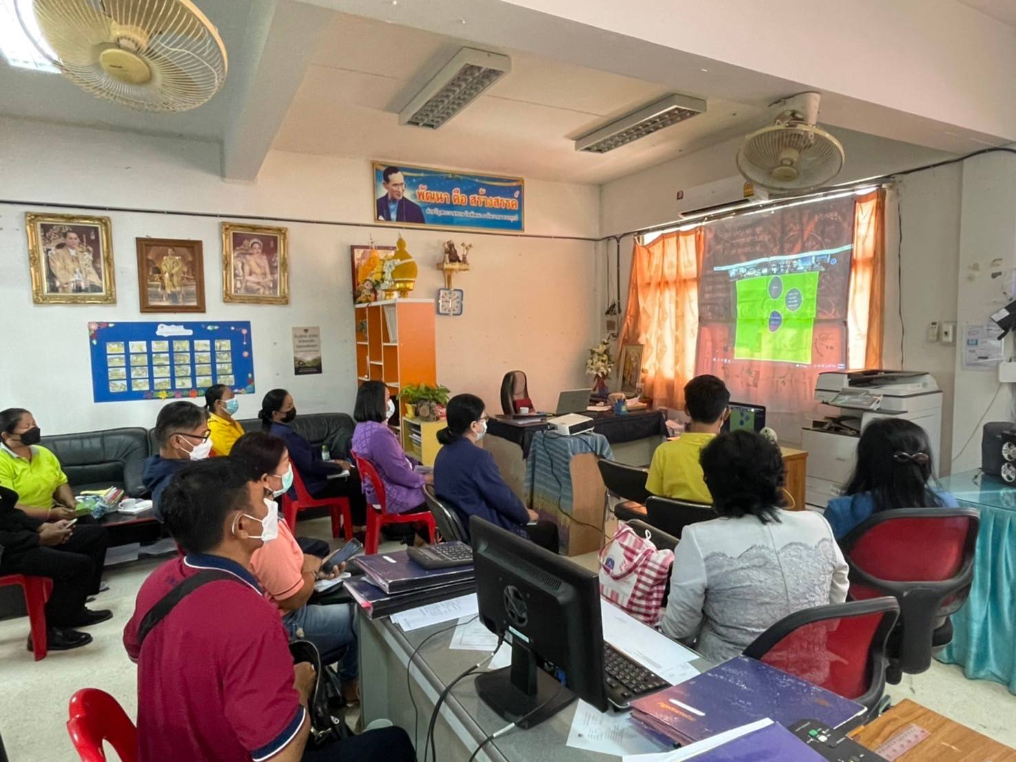 พช.มหาสารคาม จัดประชุมเชิงปฏิบิติการเพิ่มประสิทธภาพการส่งเสริมการมีส่วนร่วมภาคประชาชนในการสร้างความโปร่งใสและป้องกันการทุจริตประพฤติมิชอบ จังหวัดมหาสารคาม ผ่านโปรแกรม ZOOM Cloud Meetings