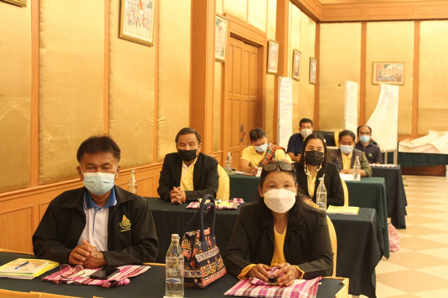 พช.มหาสารคาม จัดประชุมเชิงปฏิบัติการสร้างรายได้จากกิจการอาหารปลอดภัย (โรงพยาบาล โรงเรียน โรงแรม ร้านอาหาร)