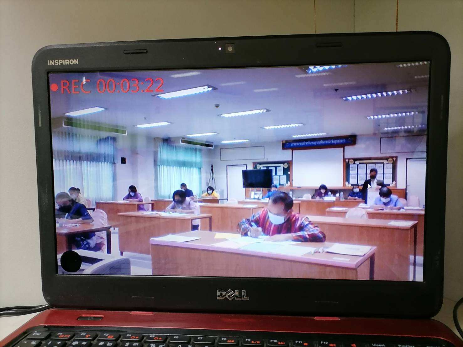 พช.มหาสารคาม จัดสอบประเมินความรู้ความสามารถทางวิชาการ (สอบข้อเขียน) ในการคัดเลือกบุคคลเข้ารับการประเมินผลงานเพื่อเลื่อนขึ้นแต่งตั้งให้ดำรงตำแหน่ง สำหรับผู้ปฏิบัติงานที่มีประสบการณ์ ประเภทวิชาการ ระดับชำนาญการพิเศษ ตำแหน่งผู้อำนวยการกลุ่มงานประสานและสนับสนุนการบริหารพัฒนาชุมชน (นักวิชาการพัฒนาชุมชนชำนาญการพิเศษ) กรมการพัฒนาชุมชน ประจำปีงบประมาณ พ.ศ.2564