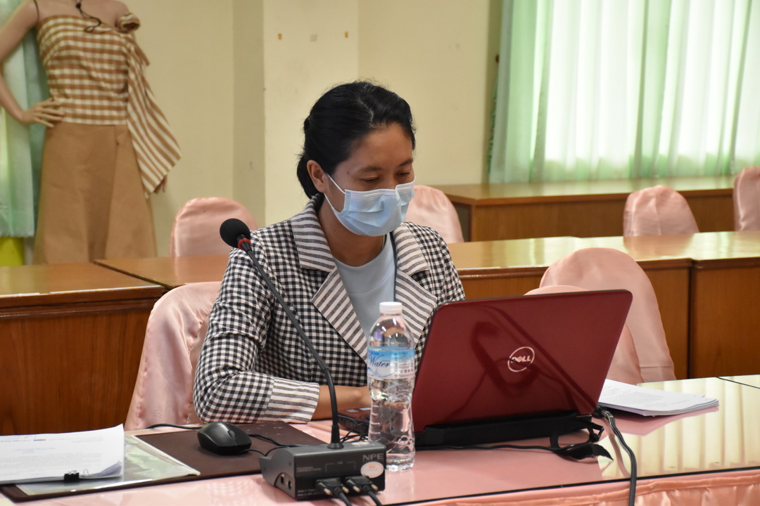 พช.มหาสารคาม ประชุมผู้แทนคณะกรรมการพัฒนาสตรีอำเภอ (กพสอ.) เพื่อสรรหาสตรีที่ทำประโยชน์ในด้านการพัฒนาสตรีของจังหวัด
