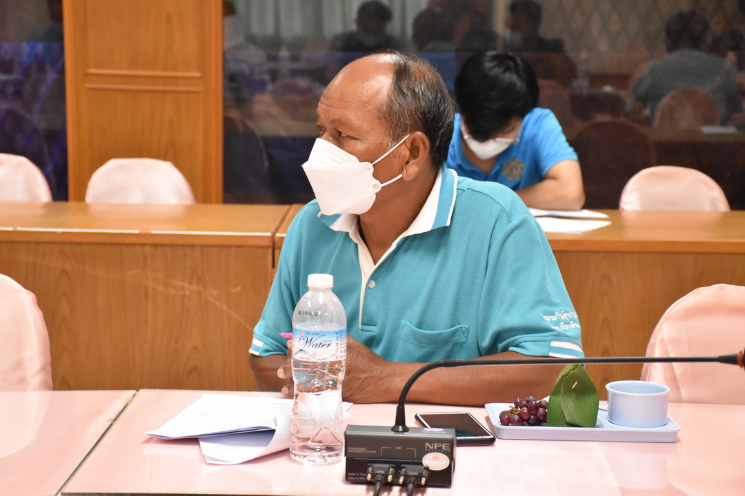 คณะกรรมการเครือข่ายกองทุนแม่ของแผ่นดินจังหวัดมหาสารคาม ประชุมเข้มพิจารณาโครงการส่งเสริมและพัฒนาอาชีพเพื่อการป้องกันและแก้ไขปัญหายาเสพติดในหมู่บ้านชุมชน