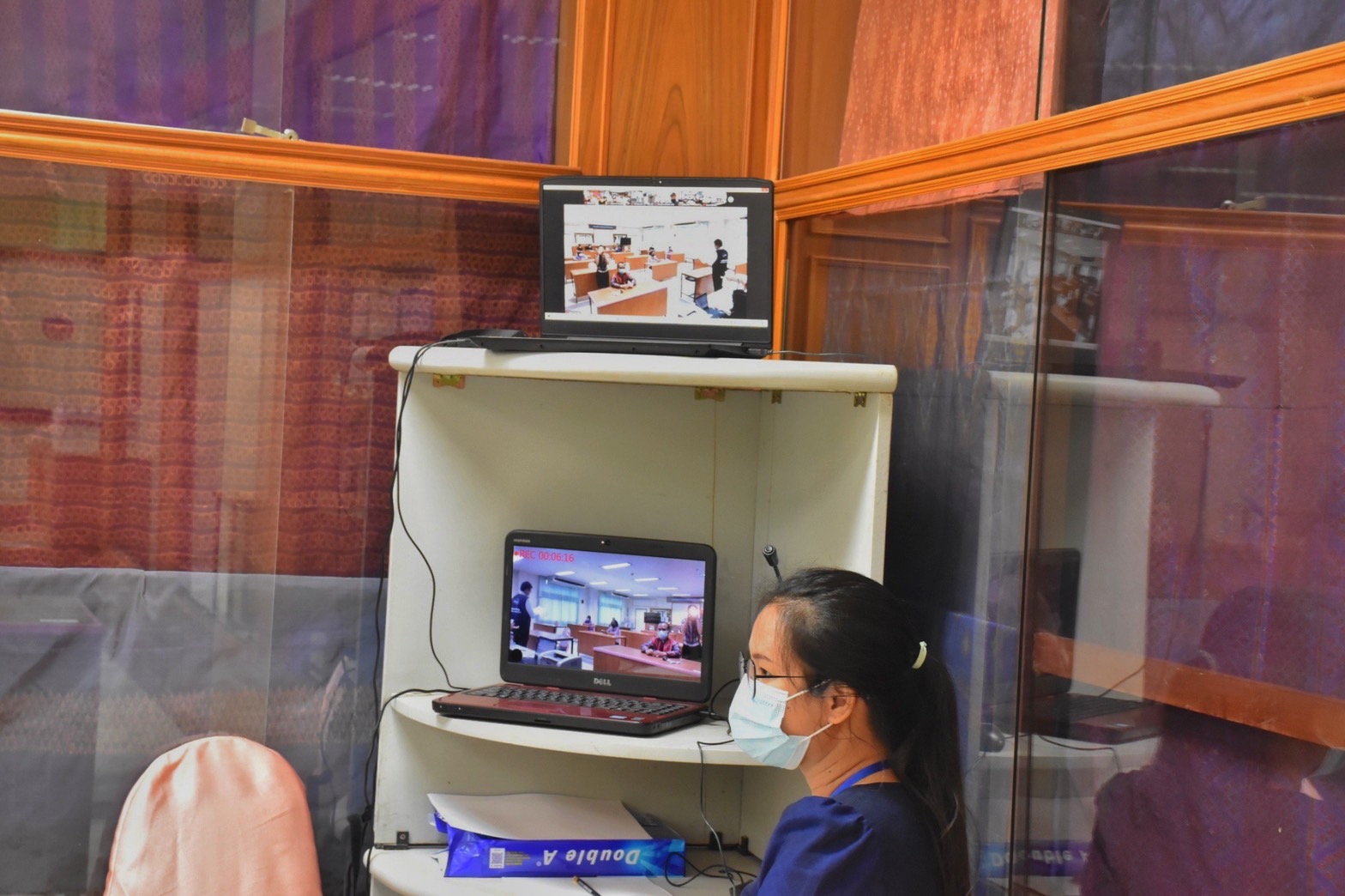 พช.มหาสารคาม จัดสอบประเมินความรู้ความสามารถทางวิชาการ (สอบข้อเขียน) ในการคัดเลือกบุคคลเข้ารับการประเมินผลงานเพื่อเลื่อนขึ้นแต่งตั้งให้ดำรงตำแหน่ง สำหรับผู้ปฏิบัติงานที่มีประสบการณ์ ประเภทวิชาการ ระดับชำนาญการพิเศษ ตำแหน่งผู้อำนวยการกลุ่มงานประสานและสนับสนุนการบริหารพัฒนาชุมชน (นักวิชาการพัฒนาชุมชนชำนาญการพิเศษ) กรมการพัฒนาชุมชน ประจำปีงบประมาณ พ.ศ.2564