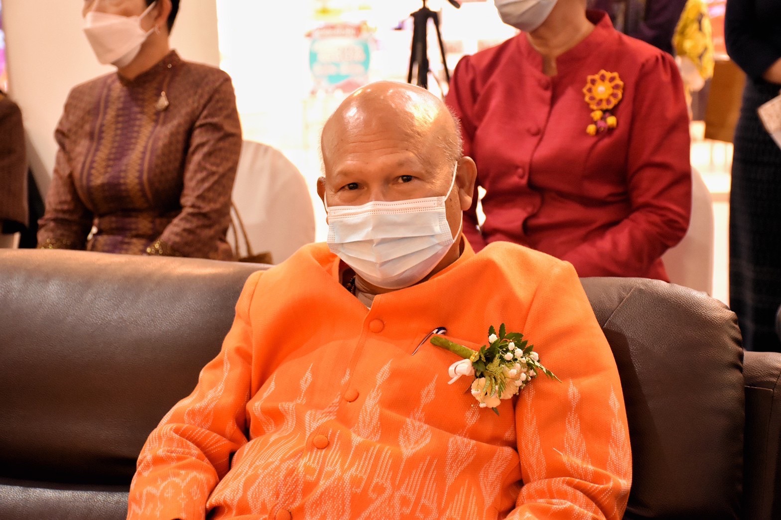 พช.จังหวัดมหาสารคามร่วมพิธีเปิดโครงการตามแผนปฏิบัติราชการประจำปีของกลุ่มจังหวัดภาคตะวันออกเฉียงเหนือตอนกลาง ประจำปีงบประมาณ พ.ศ.2564 โครงการยกระดับผลิตภัณฑ์ชุมชนให้ได้มาตรฐานกิจกรรมการจัดแสดงและจำหน่ายผลิตภัณฑ์ OTOP งาน”มหาสารคาม ร้อยแก่นสารสินธุ์ ดินแดนแห่งความสุข”