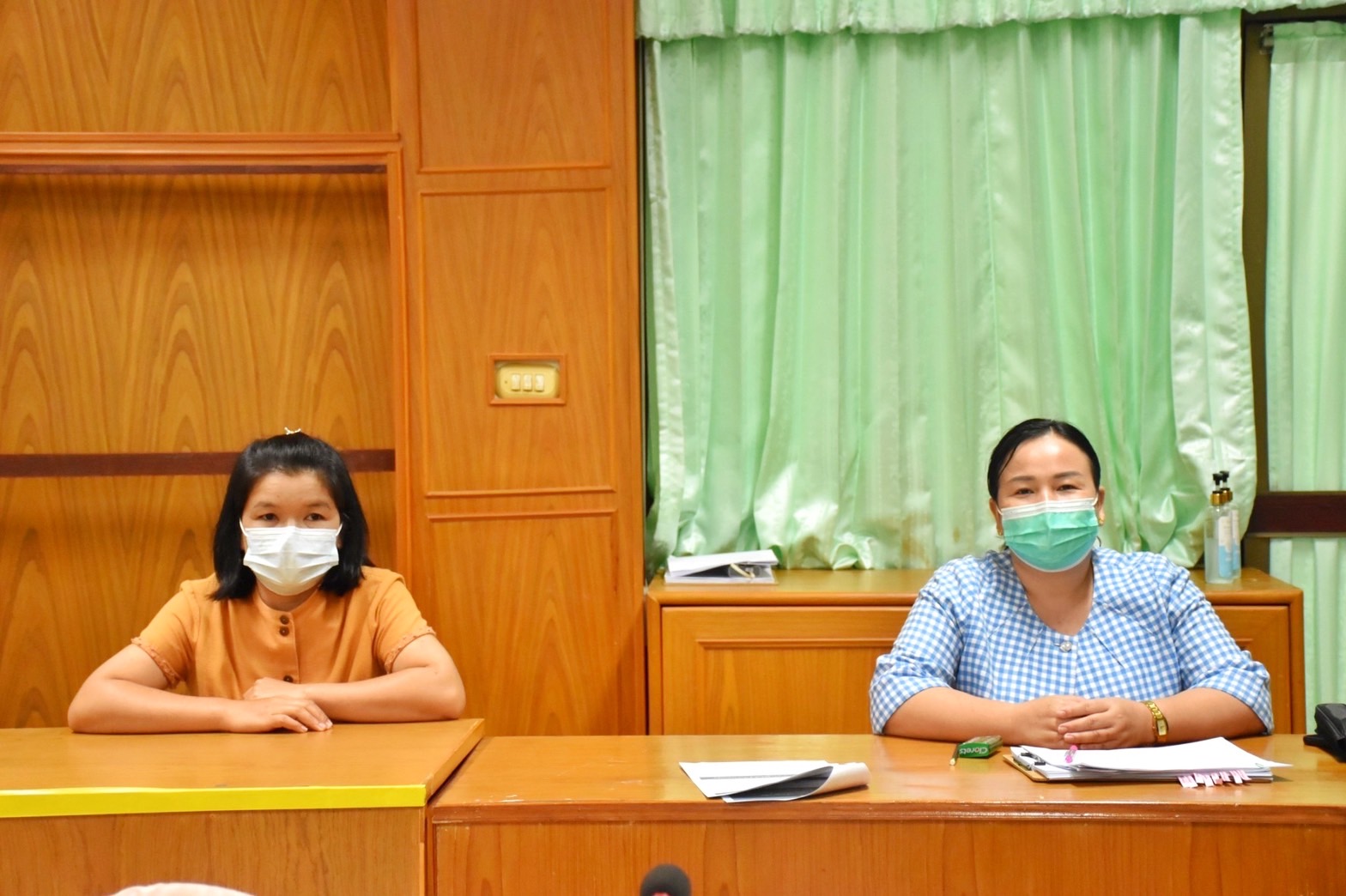 พช.มหาสารคาม ดำเนินการประเมินบุคคล ผลงาน และความเหมาะสมกับตำแหน่ง (สอบสัมภาษณ์) ในการคัดเลือกบุคคลเข้ารับการประเมินผลงานเพื่อเลื่อนขึ้นแต่งตั้งให้ดำรงตำแหน่ง ประเภทวิชาการ ระดับชำนาญการพิเศษ ตำแหน่งผู้อำนวยการกลุ่มงานประสานและสนับสนุนการบริหารงานพัฒนาชุมชน กรมการพัฒนาชุมชน ประจำปีงบประมาณ พ.ศ.๒๕๖๔