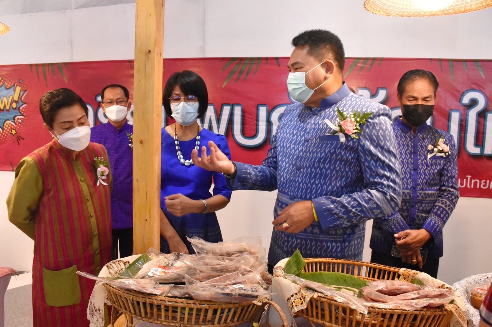 พช. มหาสารคาม จัดงานแสดงและจำหน่ายสินค้า OTOP จังหวัดมหาสารคาม