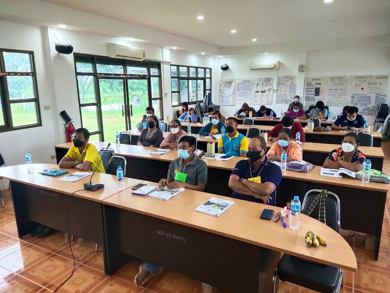 พช.มหาสารคามจัดกิจกรรมฝึกอบรมเพิ่มทักษะระยะสั้นการพัฒนากสิกรรมสู่ระบบเศรษฐกิจพอเพียง (แบบออนไลน์) ผ่านระบบ Zoom Cloud Meeting ตาม โครงการพัฒนาพื้นที่ต้นแบบการพัฒนาคุณภาพขีวิตตามหลักทฤษฎีใหม่ ประยุกต์สู่ “โคก หนองนา โมเดล”