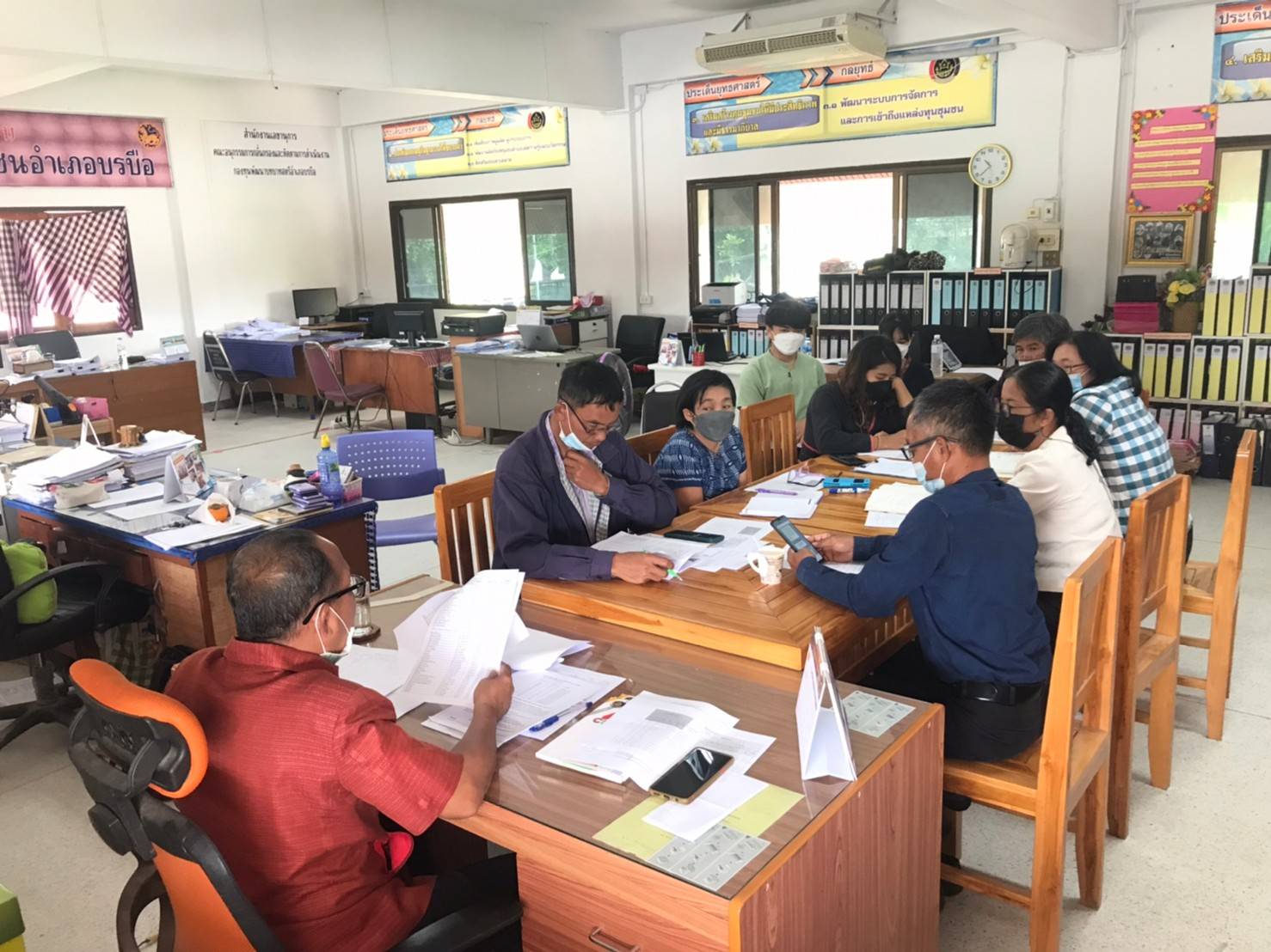 สพอ. บรบือ จ.มหาสารคาม “ประชุมเจ้าหน้าที่พัฒนาชุมชนเพื่อขับเคลื่อนงานการพัฒนาชุมชนตามแผนยุทธศาสตร์ฯ ประจำปีงบประมาณ 2565″