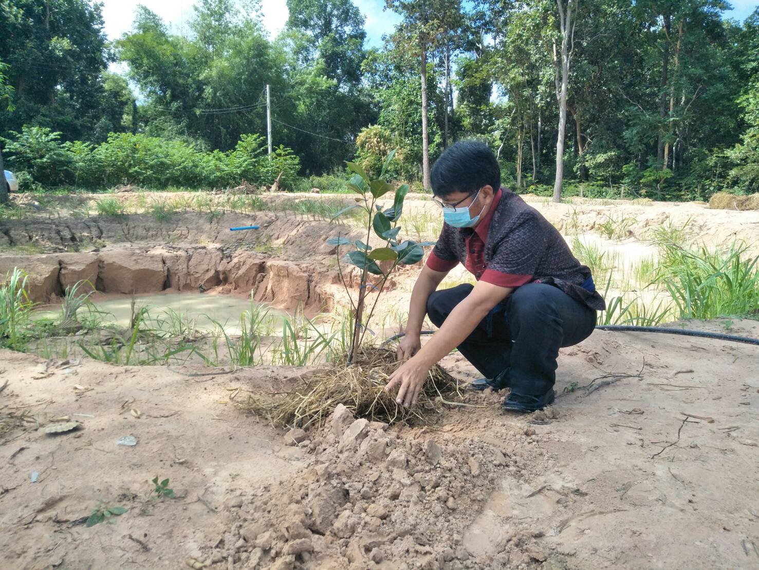 สพอ. วาปีปทุม จ.มหาสารคาม จัดกิจกรรมเอามื้อสามัคคี “โคก หนอง นา พัฒนาชุมชน”