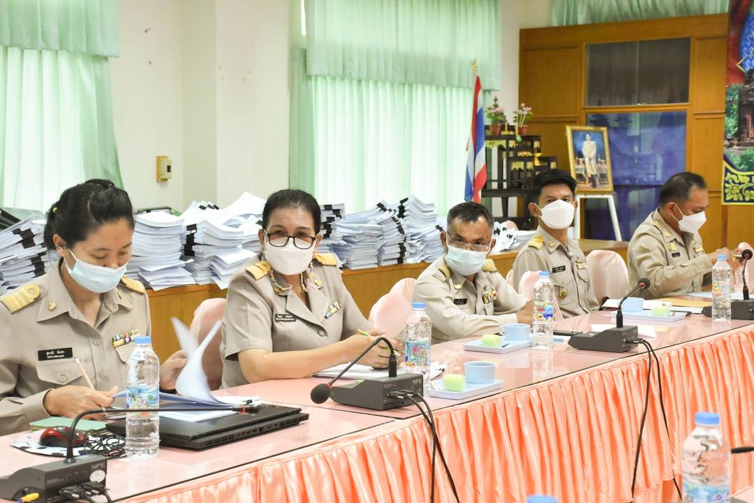 พช.มหาสารคาม เข้าร่วมประชุมชี้แจงสร้างความเข้าใจ โครงการพัฒนาพื้นที่ต้นแบบการพัฒนาคุณภาพชีวิตตามหลักทฤษฎีใหม่ ประยุกต์สู่ “โคก หนอง นา โมเดล” ผ่านระบบ Zoom Cloud Meeting