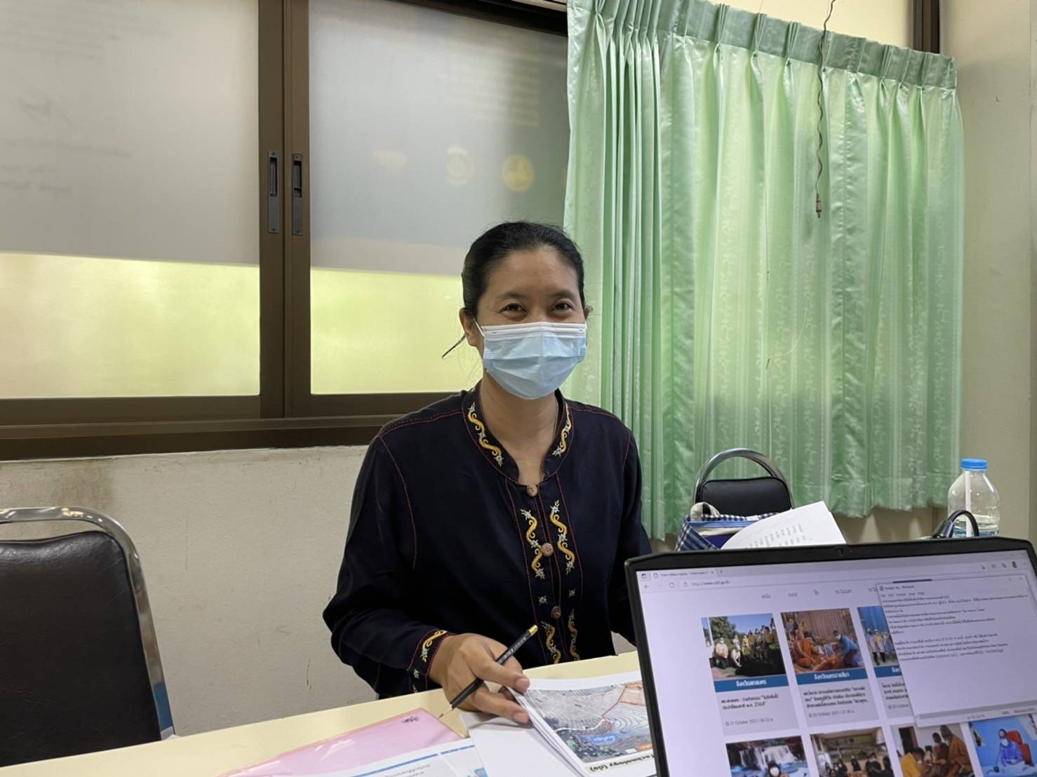 พช.มหาสารคาม ร่วมอบรมหลักสูตรระยะสั้น “การใช้แผนที่ เครื่องมือภูมิสารสนเทศ เพื่อการสำรวจและจัดทำข้อมูลกายภาพเศรษฐกิจ สังคม และสิ่งแวดล้อม” ตามโครงการพัฒนาพื้นที่ต้นแบบการพัฒนาคุณภาพชีวิตตามหลัก ทฤษฎีใหม่ ประยุกต์สู่ โคก หนอง นา โมเดล