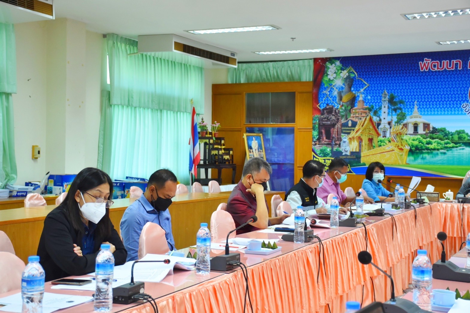 จังหวัดมหาสารคาม : ประชุมรับรองคุณภาพข้อมูลความจำเป็นพื้นฐาน (จปฐ.) และข้อมูลพื้นฐานระดับหมู่บ้าน (กชช.2ค) ระดับจังหวัด ประจำปี 2564