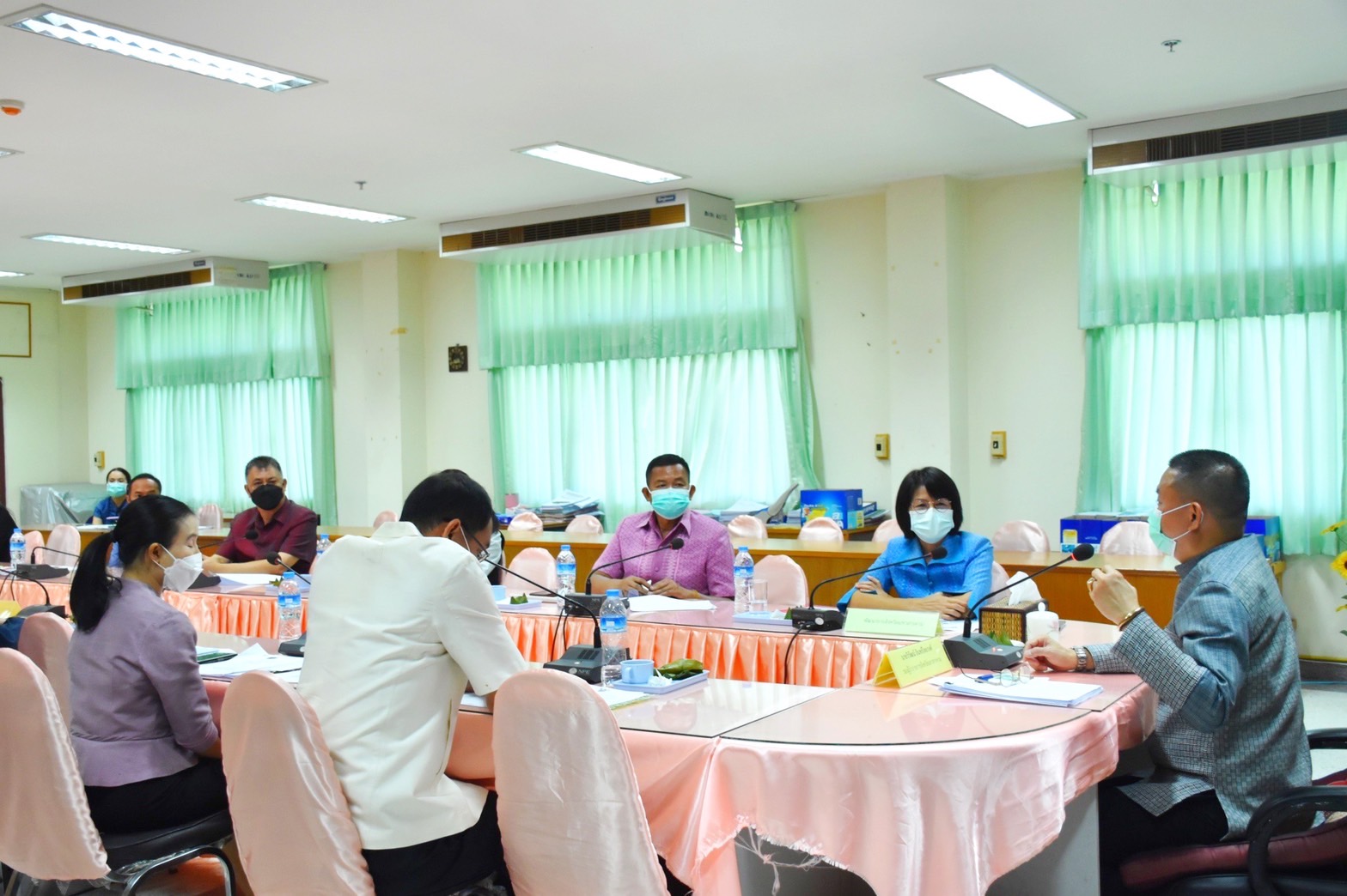 จังหวัดมหาสารคาม : ประชุมรับรองคุณภาพข้อมูลความจำเป็นพื้นฐาน (จปฐ.) และข้อมูลพื้นฐานระดับหมู่บ้าน (กชช.2ค) ระดับจังหวัด ประจำปี 2564