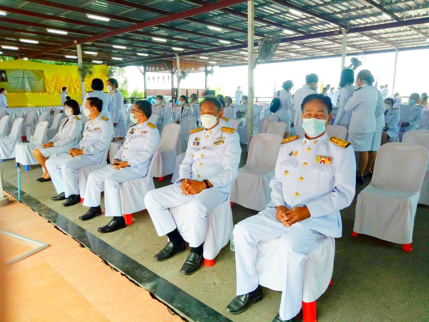 พช.มหาสารคาม ร่วมทำบุญถวายผ้าพระกฐินพระราชทาน กรมการพัฒนาชุมชน ประจำปี พ.ศ.2564