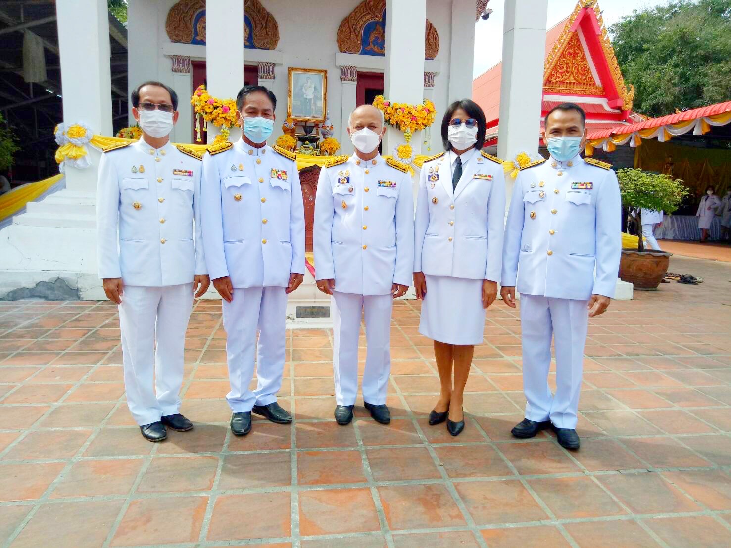 พช.มหาสารคาม ร่วมทำบุญถวายผ้าพระกฐินพระราชทาน กรมการพัฒนาชุมชน ประจำปี พ.ศ.2564