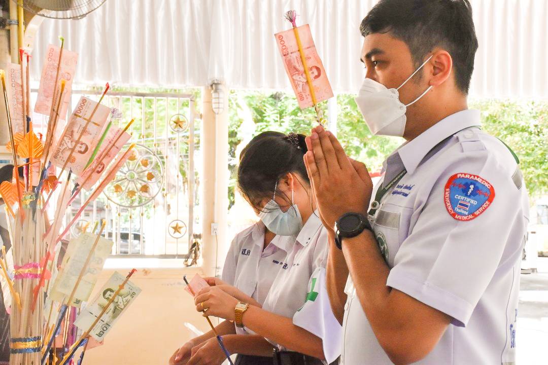 พช.มหาสารคาม ร่วมพิธีทอดผ้าป่า โครงการทุนเล่าเรียนหลวงสำหรับพระสงฆ์ไทย ถวายเป็นพระราชกุศลแด่ พระบาทสมเด็จพระบรมชนกาธิเบศร มหาภูมิพลอดุยเดชมหาราช บรมนาถบพิตร