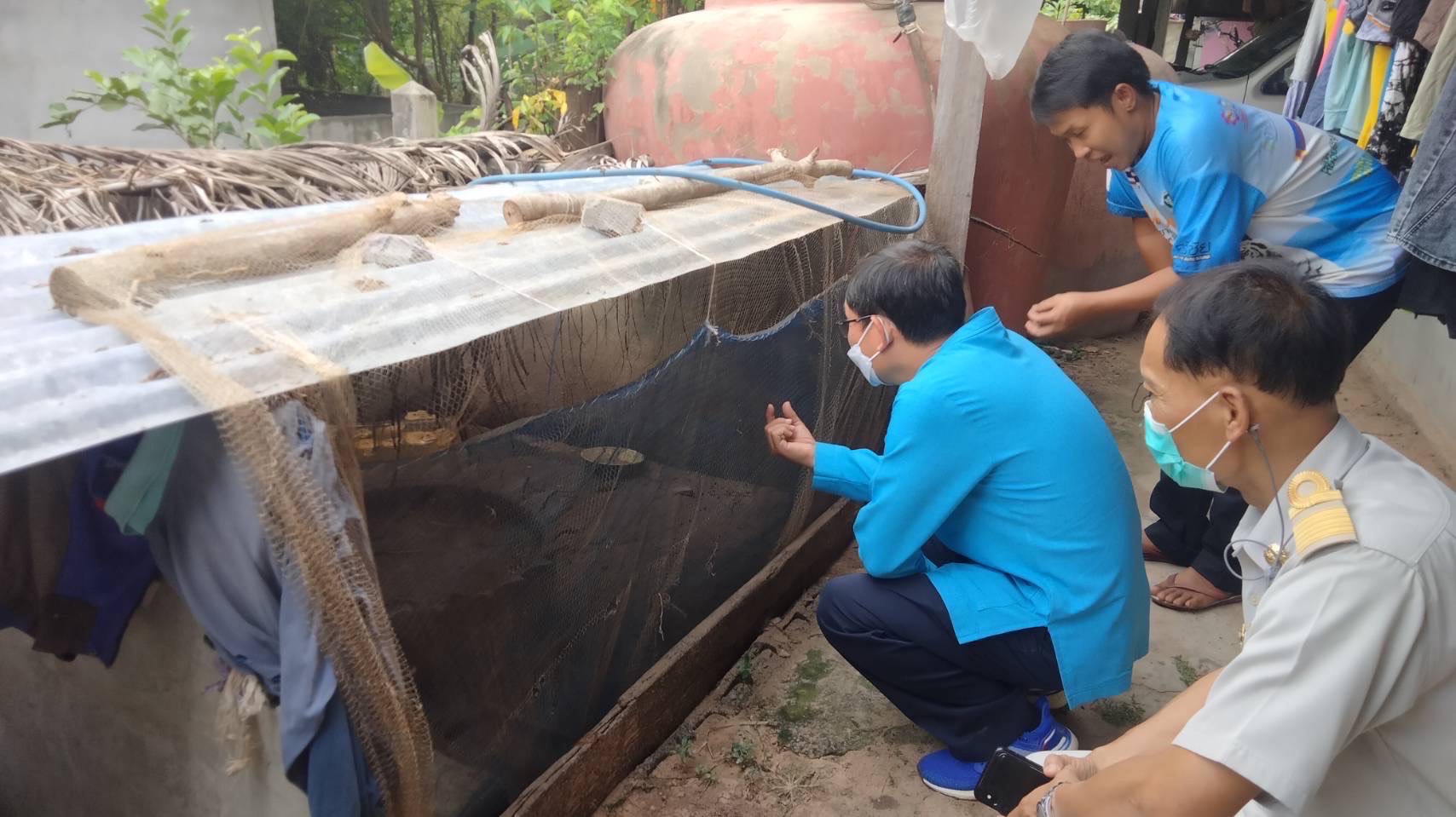 ติดตามครัวเรือนที่ผ่านการอบรมโครงการสนับสนุนกิจกรรมศูนย์เรียนรู้แบบหนุนเสริมสัมมาชีพชุมชนแก่เยาวชนกลุ่มเสี่ยงและผู้ผ่านการบำบัด โดยศูนย์เรียนรู้กองทุนแม่ของแผ่นดิน
