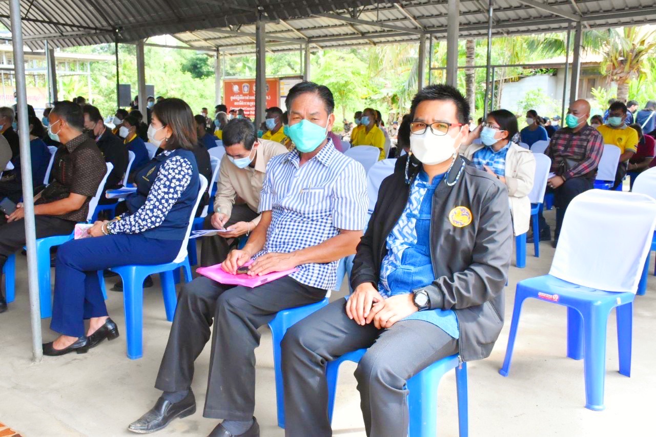 ผู้ตรวจราชการกรมการพัฒนาชุมชน ลงพื้นที่ จ.มหาสารคาม ร่วมกับคณะสมาชิกวุฒิสภาเพื่อรับฟังปัญหาความเดือดร้อนของประชาชน ตามโครงการวุฒิสภาพบประชาชนในพื้นที่ภาคตะวันออกเฉียงเหนือ (ตอนบน)