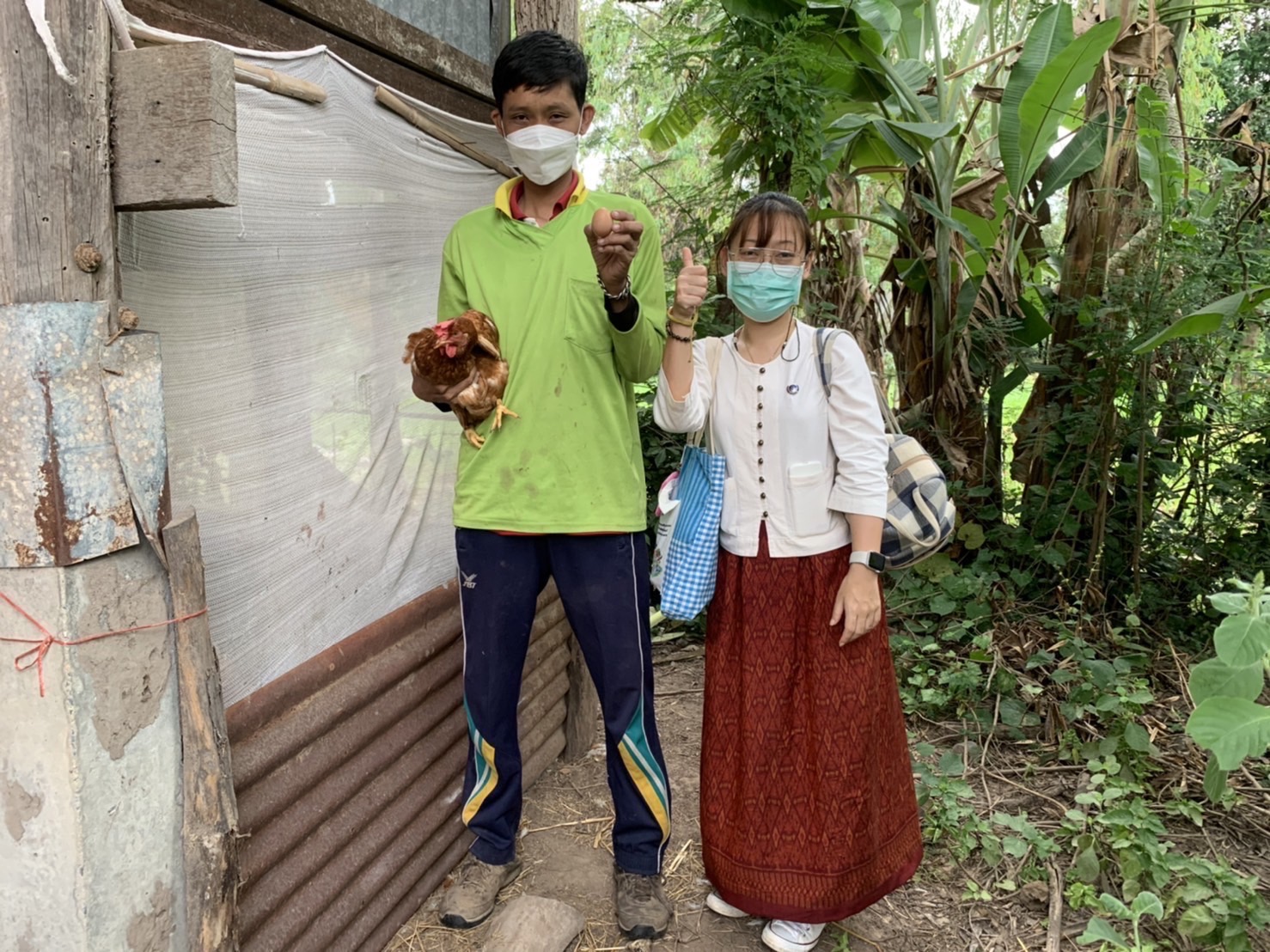 ติดตามครัวเรือนที่ผ่านการอบรมโครงการสนับสนุนกิจกรรมศูนย์เรียนรู้แบบหนุนเสริมสัมมาชีพชุมชนแก่เยาวชนกลุ่มเสี่ยงและผู้ผ่านการบำบัด โดยศูนย์เรียนรู้กองทุนแม่ของแผ่นดิน
