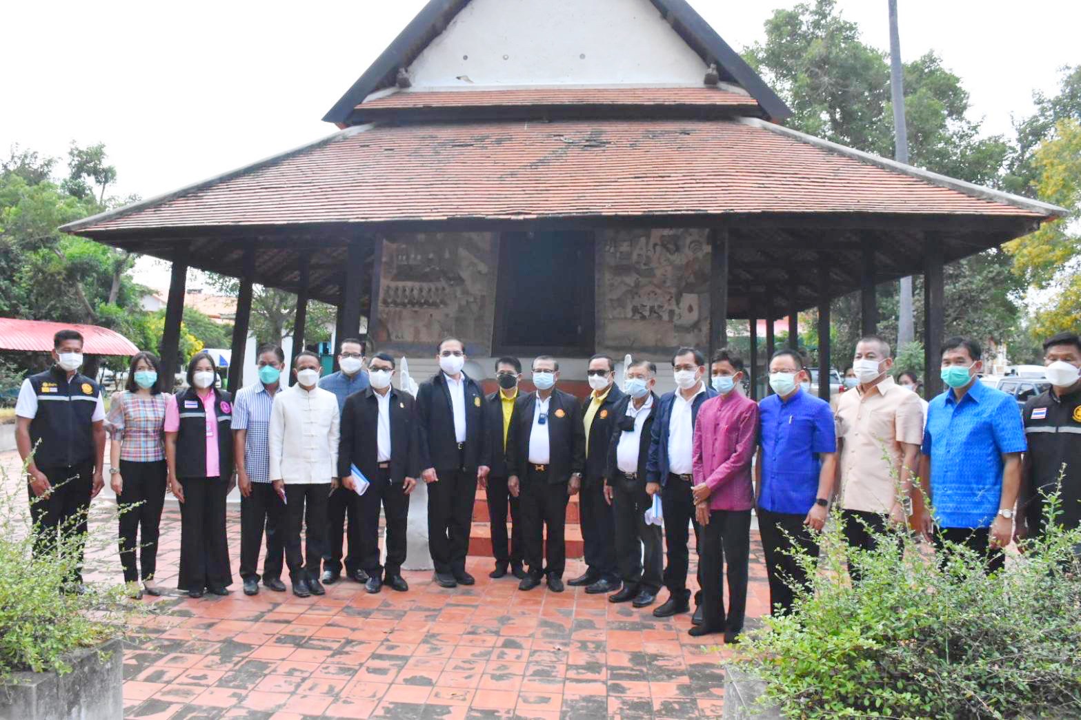 ผู้ตรวจราชการกรมการพัฒนาชุมชน ลงพื้นที่ จ.มหาสารคาม ร่วมกับคณะสมาชิกวุฒิสภาเพื่อรับฟังปัญหาความเดือดร้อนของประชาชน ตามโครงการวุฒิสภาพบประชาชนในพื้นที่ภาคตะวันออกเฉียงเหนือ (ตอนบน)
