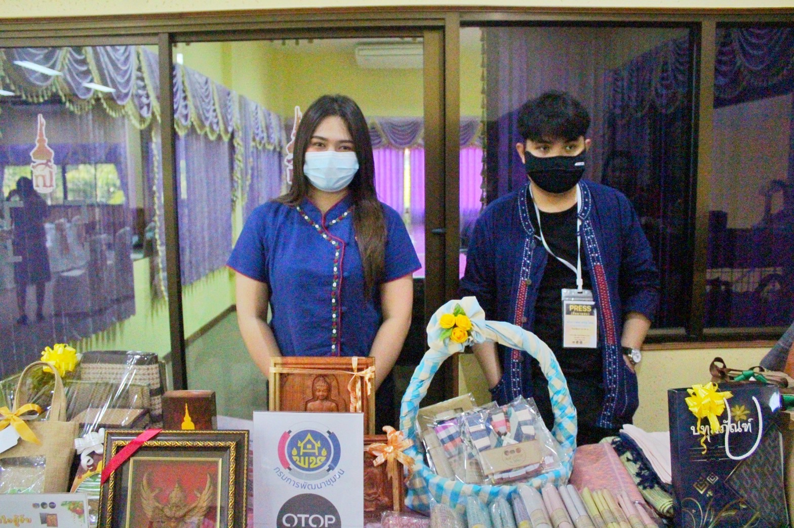 พช.มหาสารคาม ร่วมประชุมคณะกรมการจังหวัดมหาสารคาม ประจำเดือน พฤศจิกายน 2564 พร้อมร่วมพิธีมอบเกียรติบัตร ผู้ชนะการประกวดศิลปิน OTOP ปีงบประมาณ พ.ศ. 2564