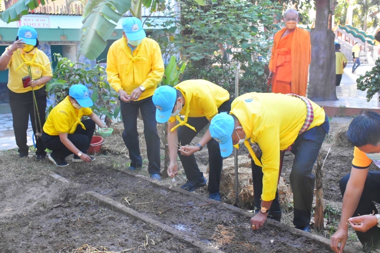 ? พช.มหาสารคาม บูรณาการ “บวร” ( บ้าน วัด ราชการ) จัดกิจกรรม “สัปดาห์การพัฒนา” ประจำปี 2564
