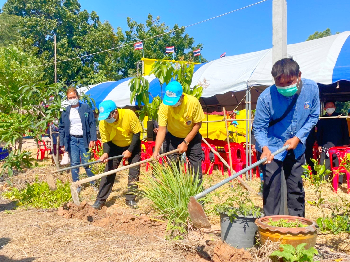 ?พช.มหาสารคามจัดกิจกรรมวันดินโลก (World Soil Day) ปี ๒๕๖๔