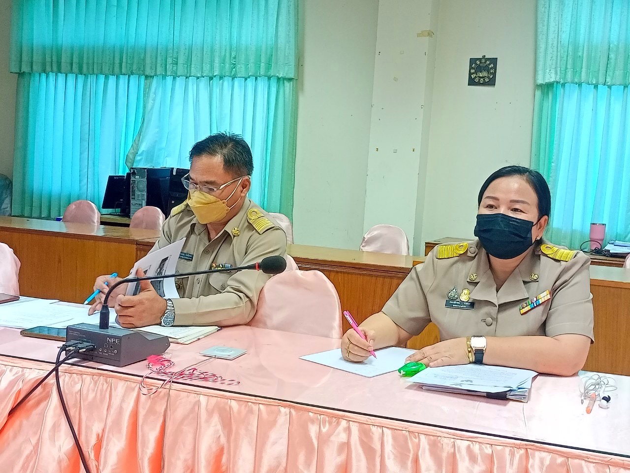 ??พช.มหาสาคาม ร่วมรับฟังการประชุมกรมการพัฒนาชุมชนครั้งที่ 12/2564 ผ่านระบบวีดิทัศน์ทางไกล (Video Conference)