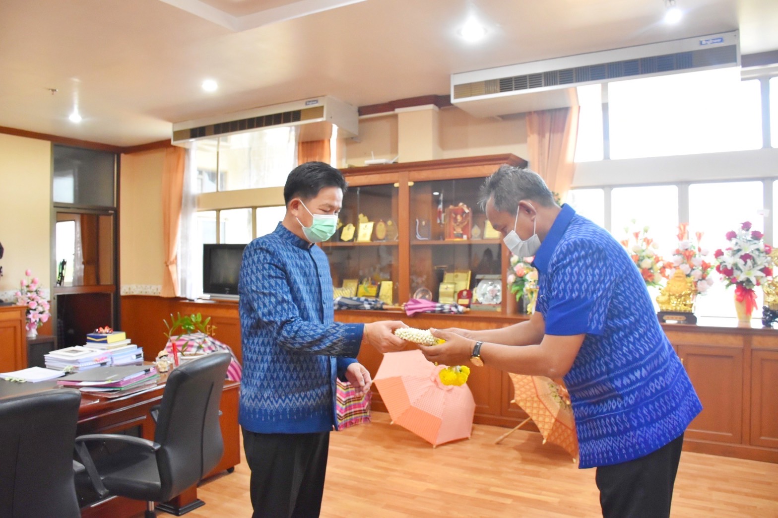 พัฒนาการจังหวัดมหาสารคาม เข้าพบผู้บริหารจังหวัดมหาสารคาม เพื่อรายงานตัวเนื่องในโอกาสย้ายมาปฏิบัติราชการที่ จ.มหาสารคาม