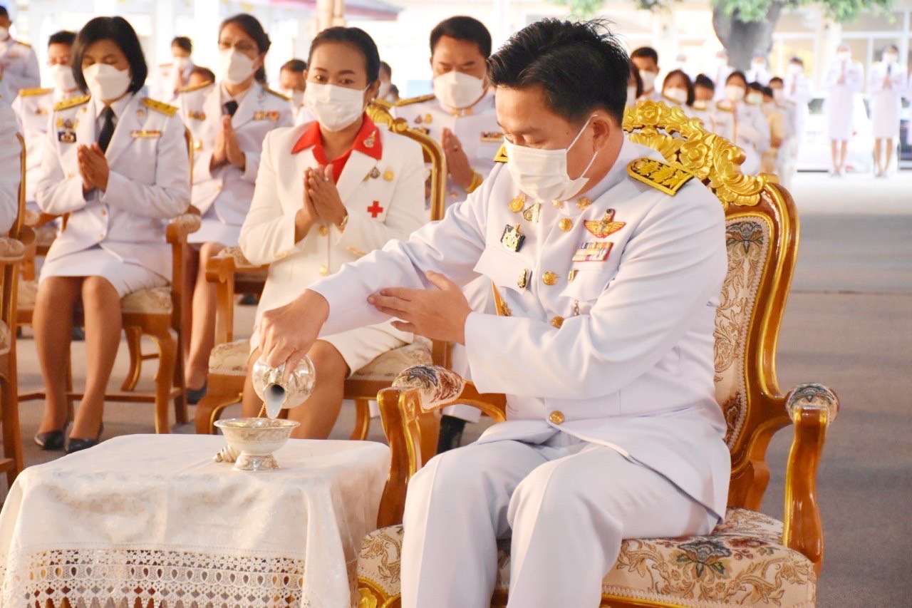 พช.มหาสารคาม ร่วมกิจกรรมเนื่องในวันคล้ายวันพระบรมราชสมภพพระบาทสมเด็จพระบรมชนกาธิเบศร มหาภูมิพลอดุลยเดชมหาราช บรมนาถบพิตร วันชาติ และวันพ่อแห่งชาติ 5 ธันวาคม 2564