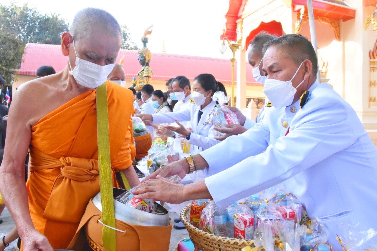 พช.มหาสารคาม ร่วมกิจกรรมเนื่องในวันคล้ายวันพระบรมราชสมภพพระบาทสมเด็จพระบรมชนกาธิเบศร มหาภูมิพลอดุลยเดชมหาราช บรมนาถบพิตร วันชาติ และวันพ่อแห่งชาติ 5 ธันวาคม 2564