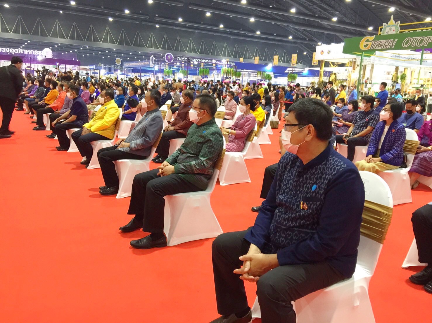 จังหวัดมหาสารคาม ร่วมพิธีเปิดงานโอทอปไทย สู้ภัยโควิด – 19